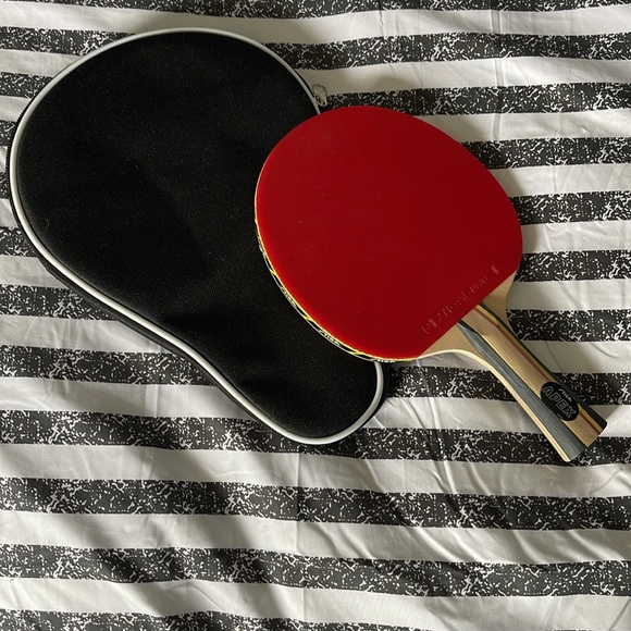 Table Tennis Racket - Picture 2 of 4